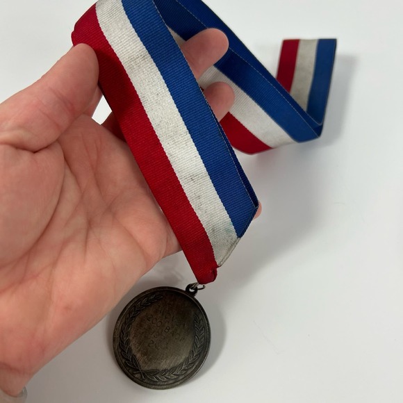 1994 United States Swimming Medal 2nd Place Women’s 200 Back - Picture 5 of 6